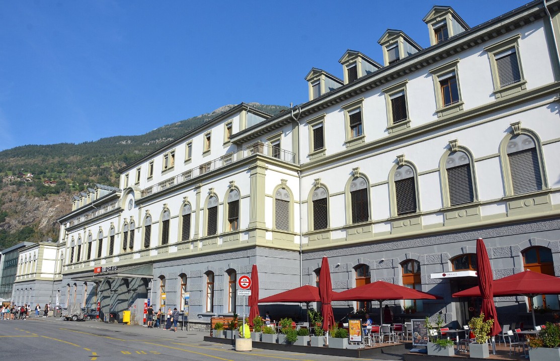 Particolare della stazione ferroviaria di Briga, dove Vincenzo Infantino padre di Giovanni vi lavorava. Fonte: Wikipedia